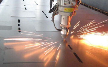 光纤激光切割机切金属薄板容易吗