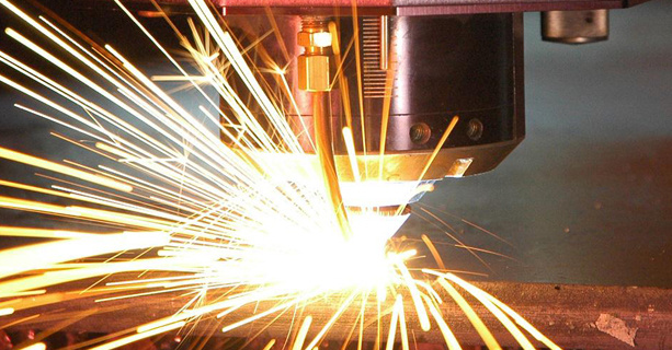 金属激光切割机工作过程中发生热变形怎么办？